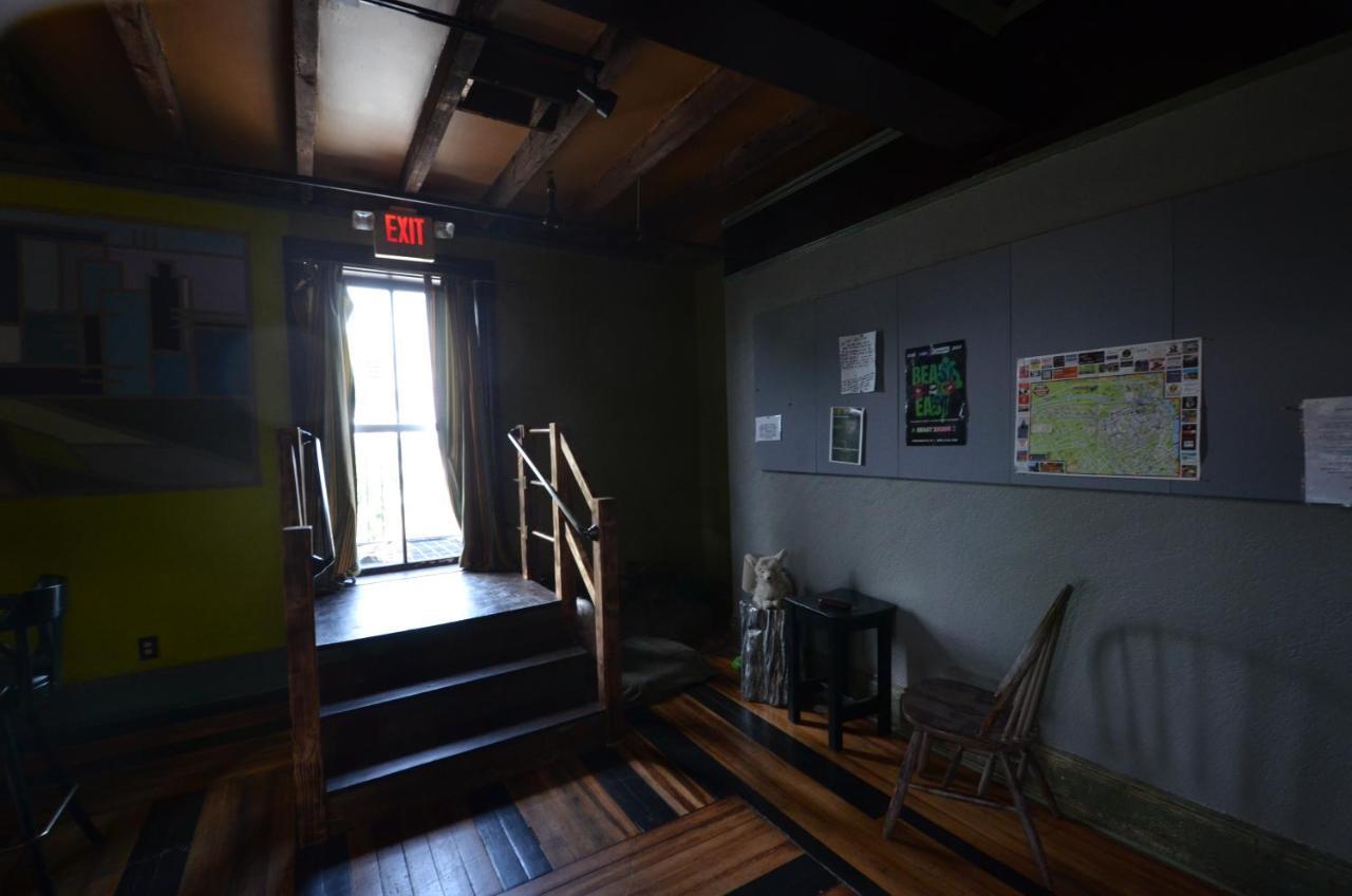 Michie Apartment